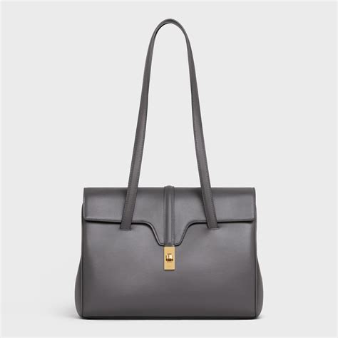 MEDIUM SOFT 16 BAG IN SMOOTH CALFSKIN 